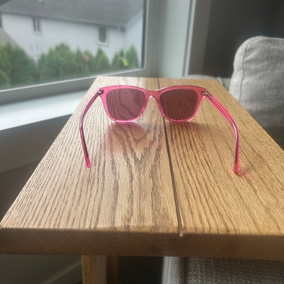 Saint Laurent SL 587-K Sunglasses - Picture 5 of 11